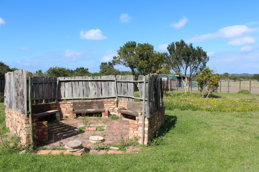 5 Bedroom Property for Sale in Bathurst Eastern Cape